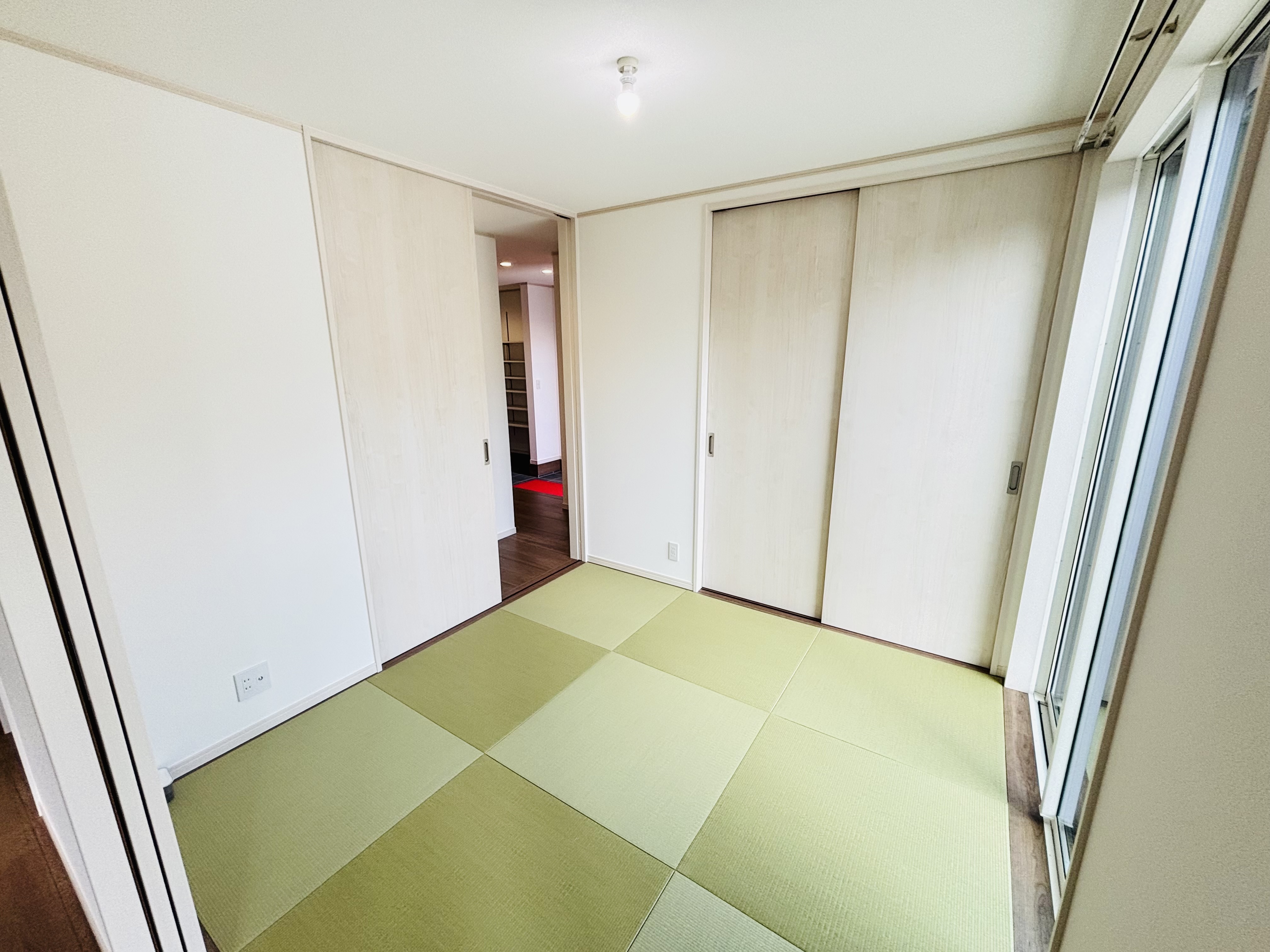 JAPANESE ROOM / 和室