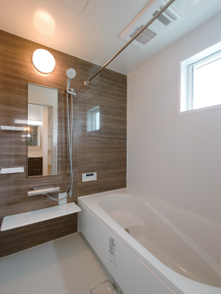 BATHROOM / 浴室